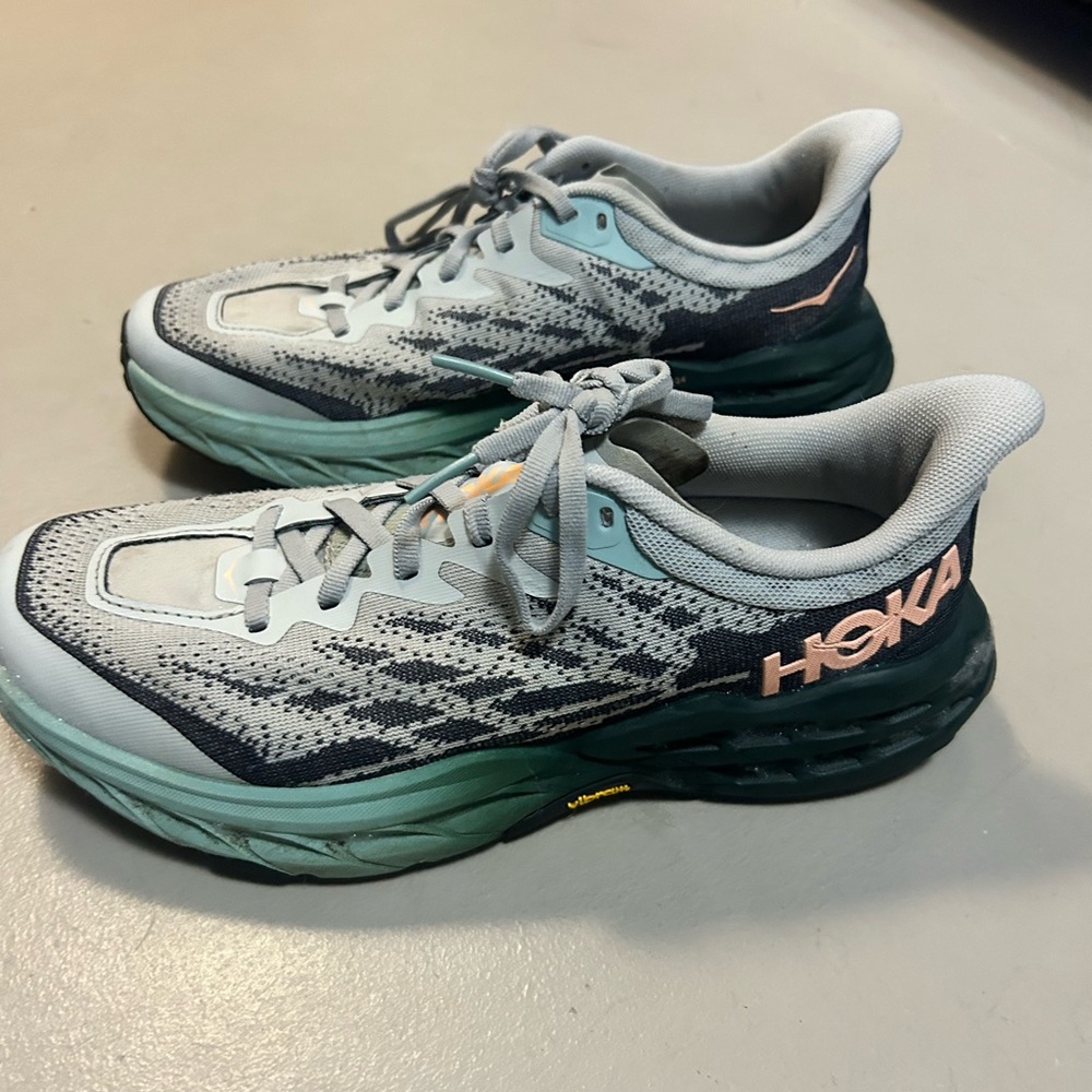 Hoka Speedgoat 5
